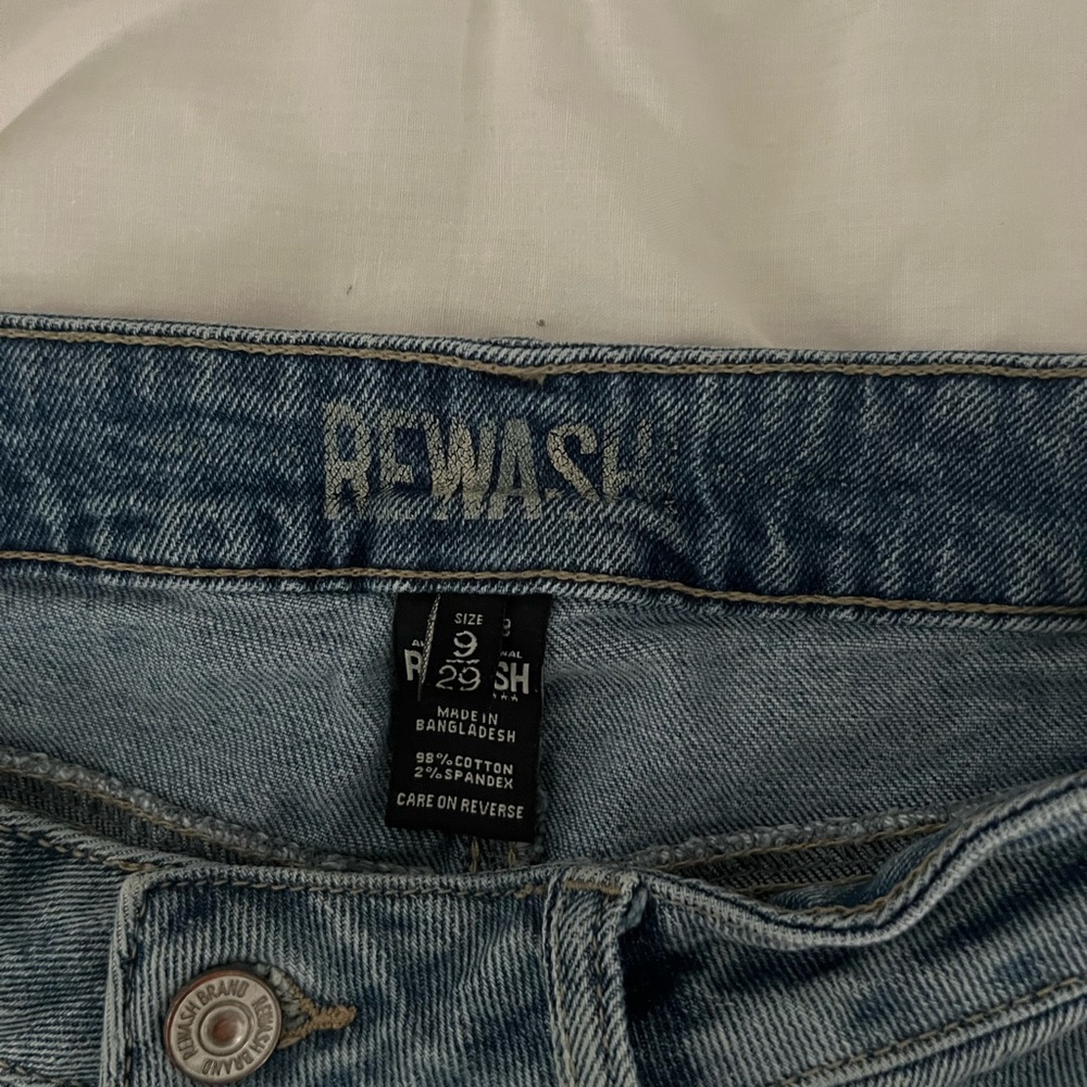 High Rise Mom Jean Size 9 - Picture 2 of 4
